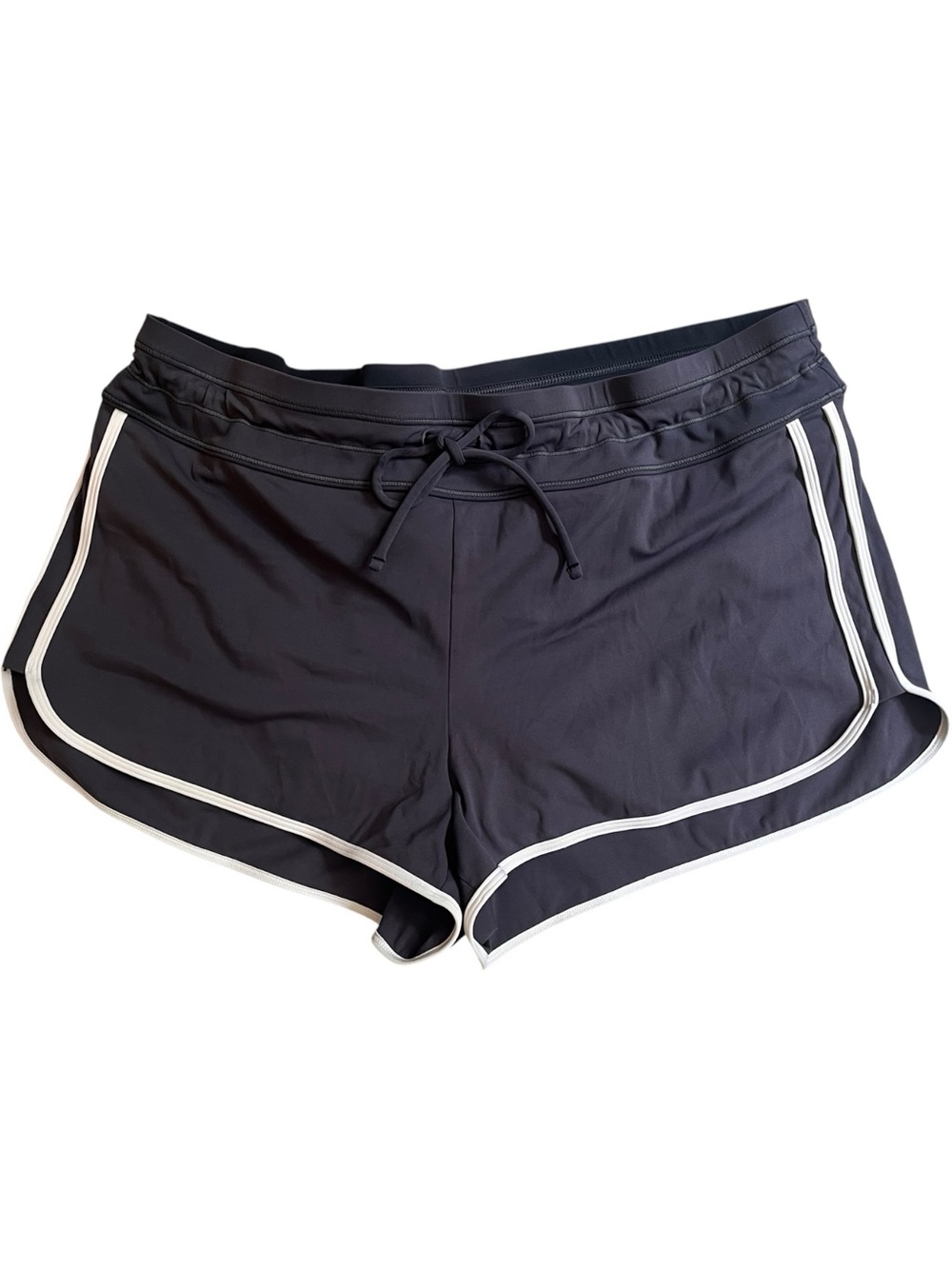 ATHLETA Surge Swim Shorts Womens Large Retro Charcoal & White Piping Sporty - Picture 1 of 9